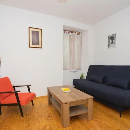 Downtown Danica דירה שיבניק