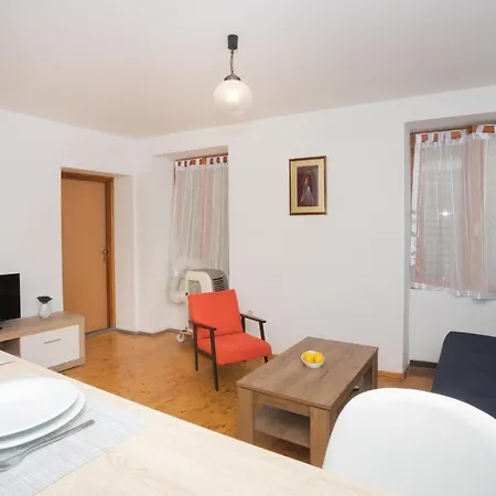 Downtown Danica * Šibenik