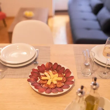 דירה Downtown Danica