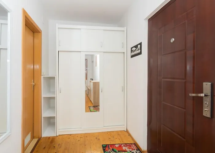 Downtown Danica דירה