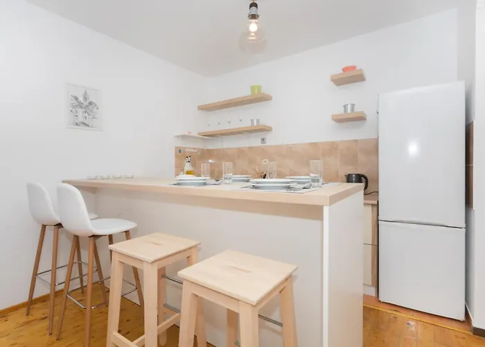 Downtown Danica 아파트